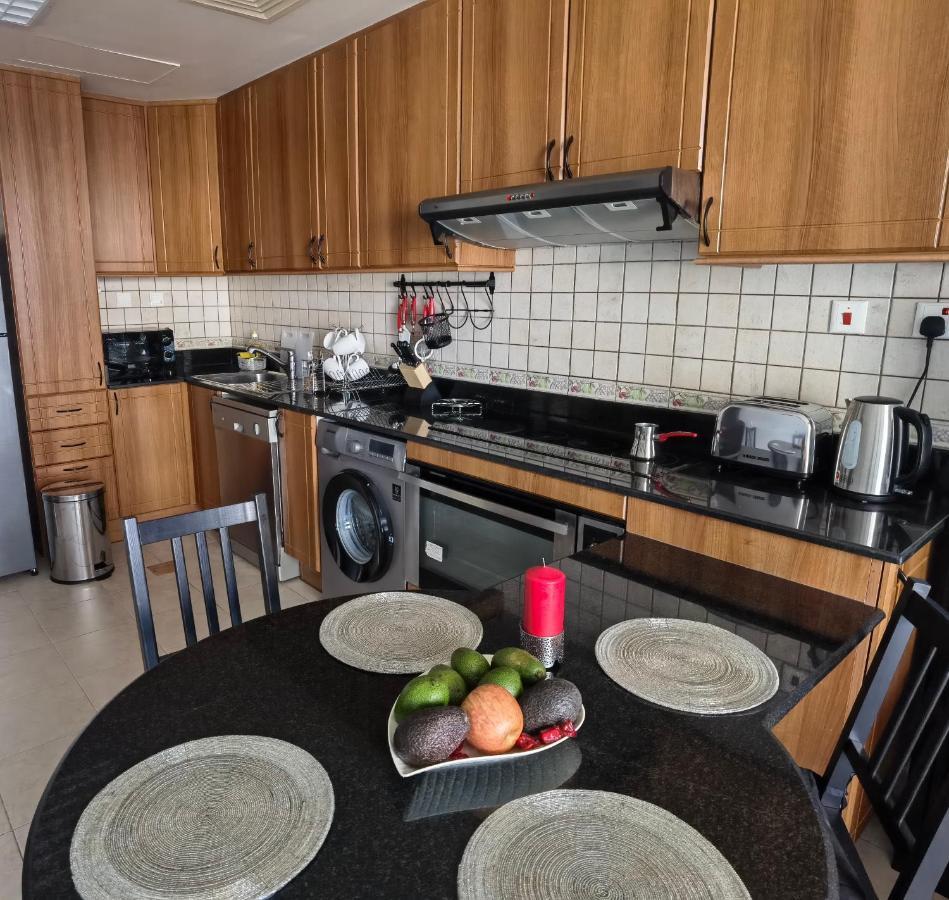 Ferienwohnung Serenity 3Br Palm View In Marina Dubai Exterior foto